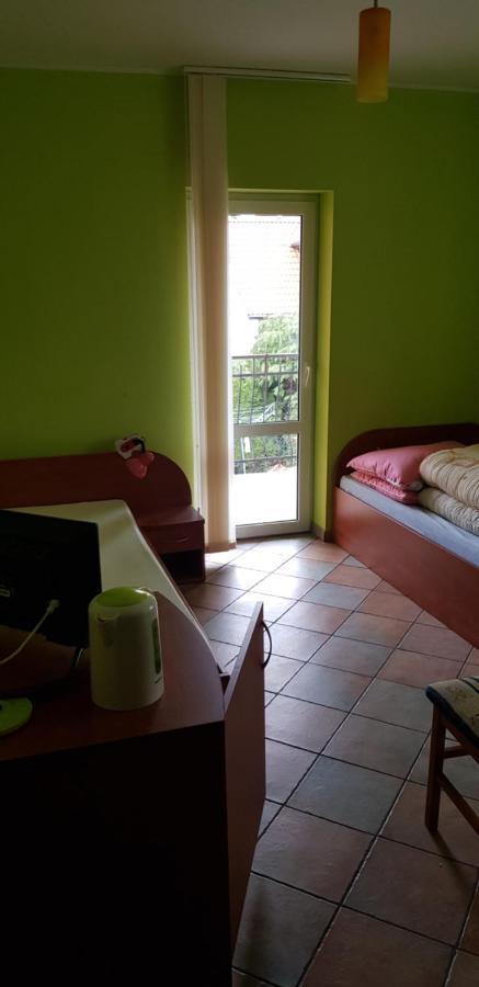 Zacisze Konopnickiej Apartment Поберово Екстериор снимка